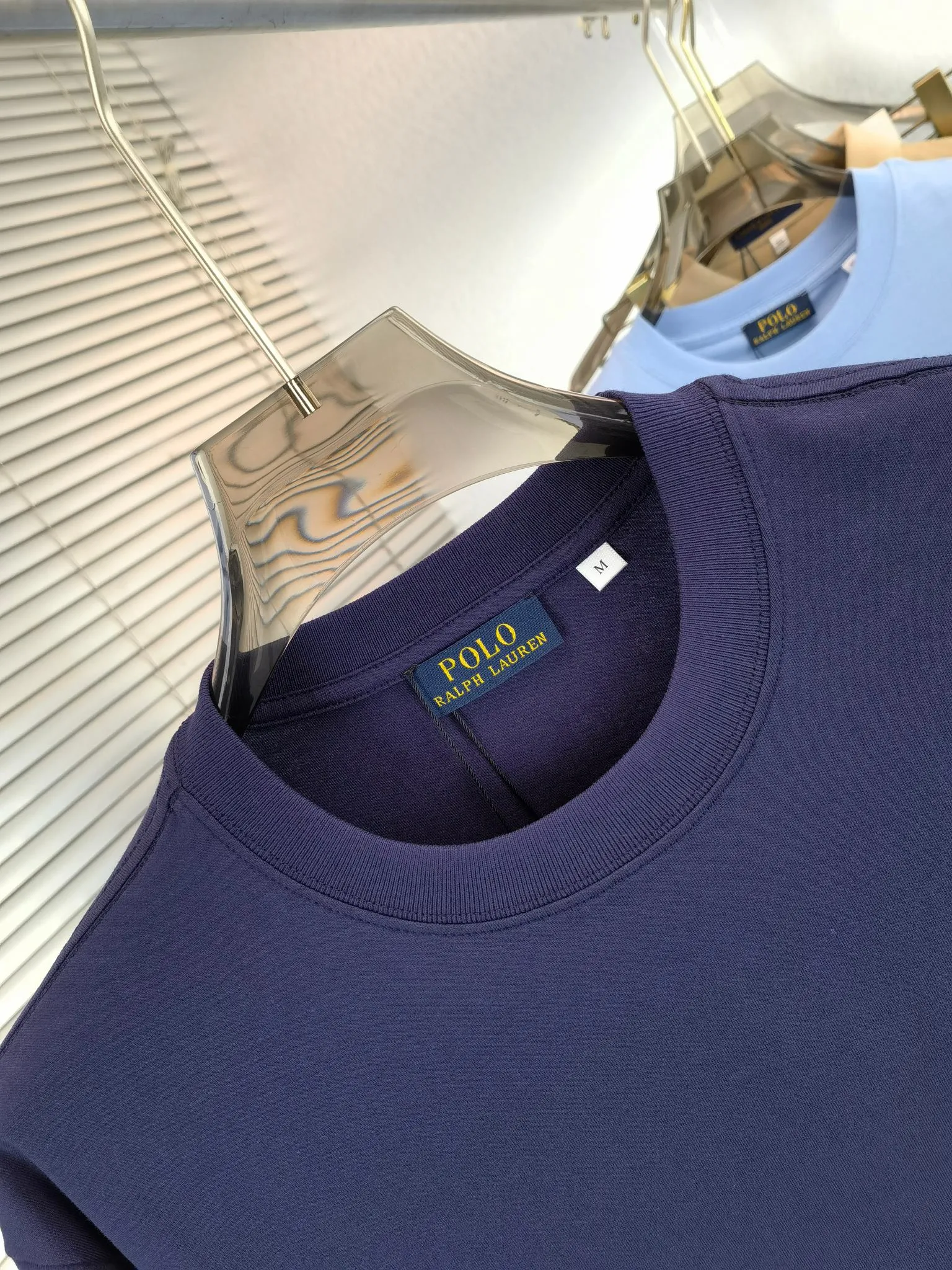 P180 🔥 Ralph Lauren Polo (available all year round) short-sleeved T-shirt 280g Couple style, same style for men and women. Made of imported custom-dyed fabric, fashionable yet luxurious. The quality is unquestionable. The upper body effect is great💂🏿 The single product is very unique. Color: Picture color Size: M ~ 2xL